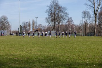 Bild 2 - Frauen HSV - SV Henstedt-Ulzburg : Ergebnis: 0:5